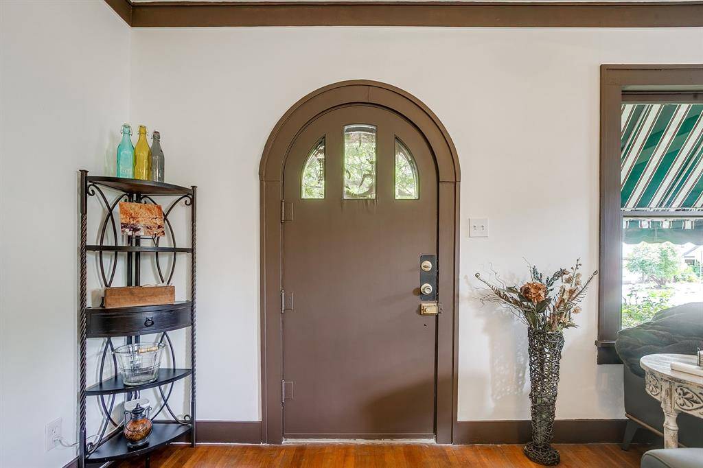 Fort Worth, TX 76103,3135 Meadowbrook Drive