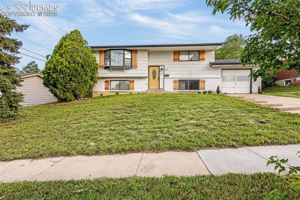 3619 Regis ST, Colorado Springs, CO 80909