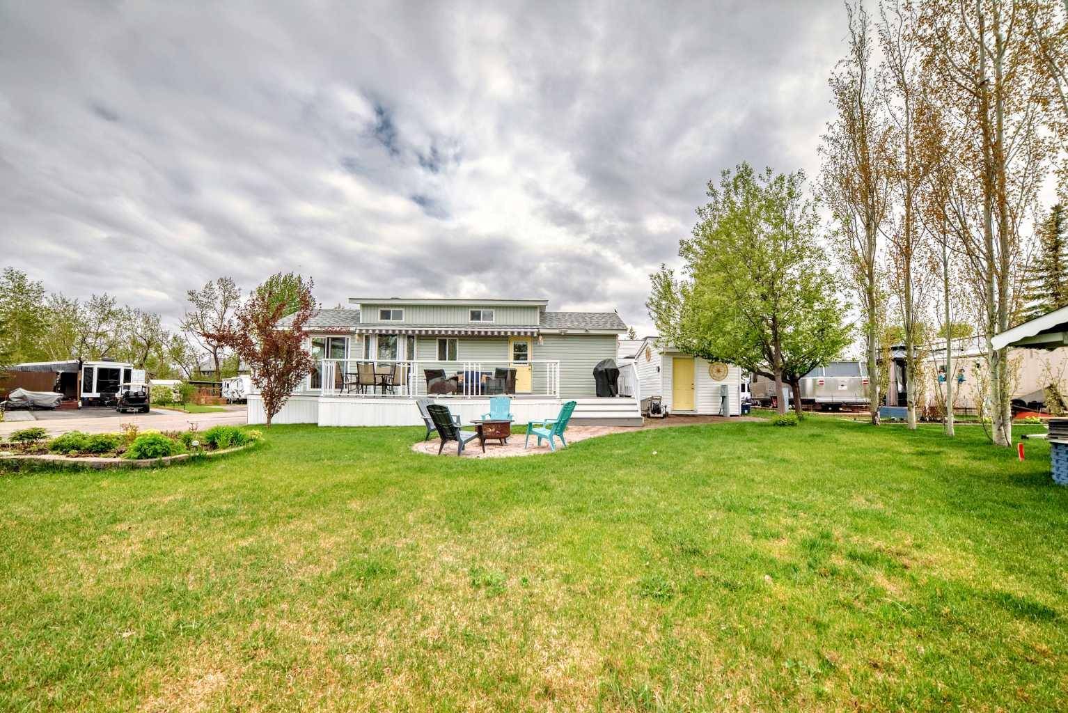 Rural Foothills County, AB T0L 0A0,370165 79 ST East #195