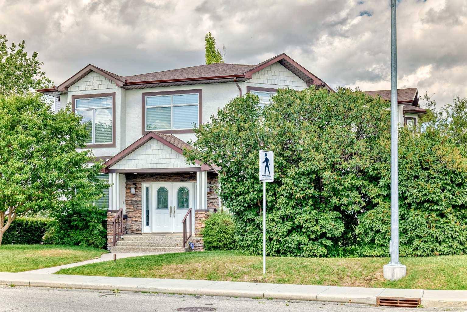 Calgary, AB T2E 5E1,1338 Child AVE Northeast