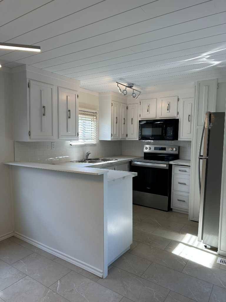 Grande Prairie, AB T8V 2N9,8010 100 ST #67