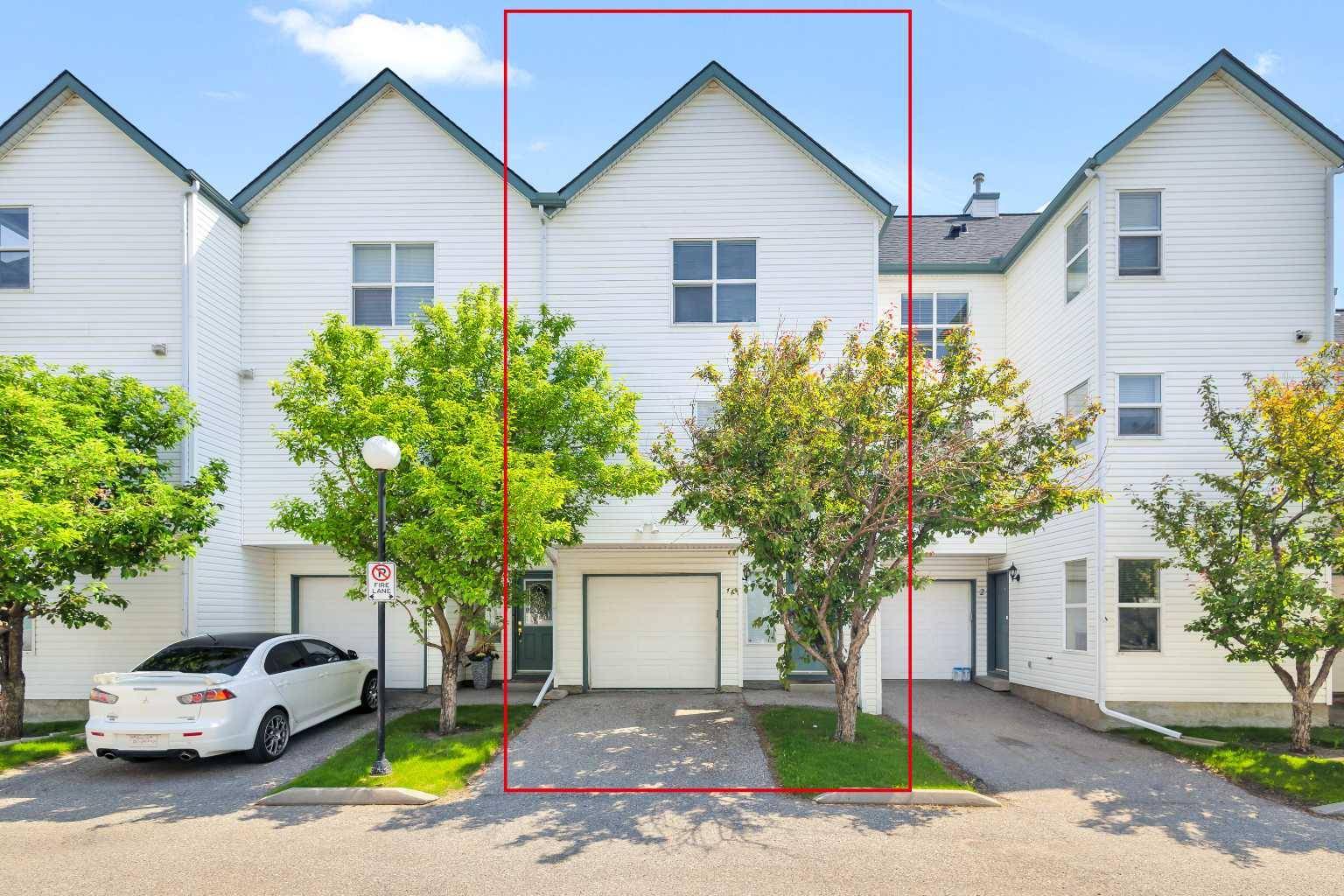 Calgary, AB T3A 6E3,200 Hidden Hills TER NW #3