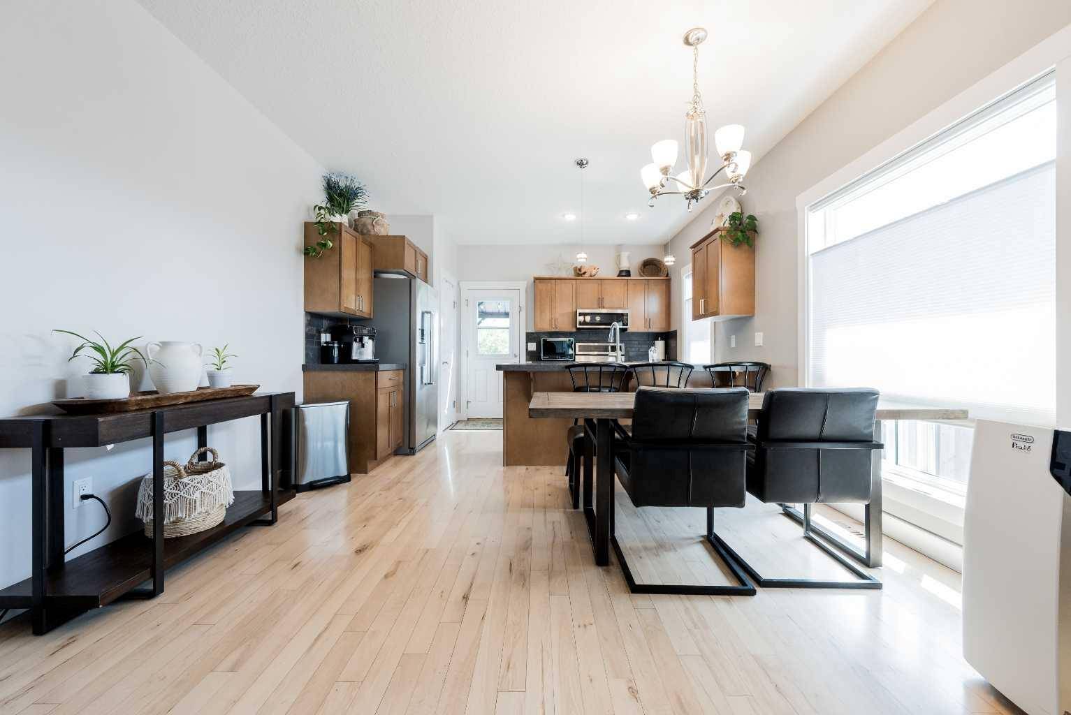 Grande Prairie, AB T8X 0E2,8829 72 AVE