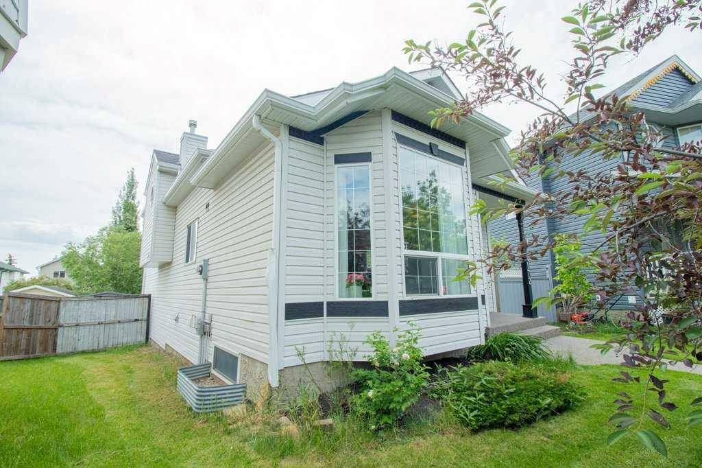 Calgary, AB T3G4W8,172 Citadel Forest Close NW