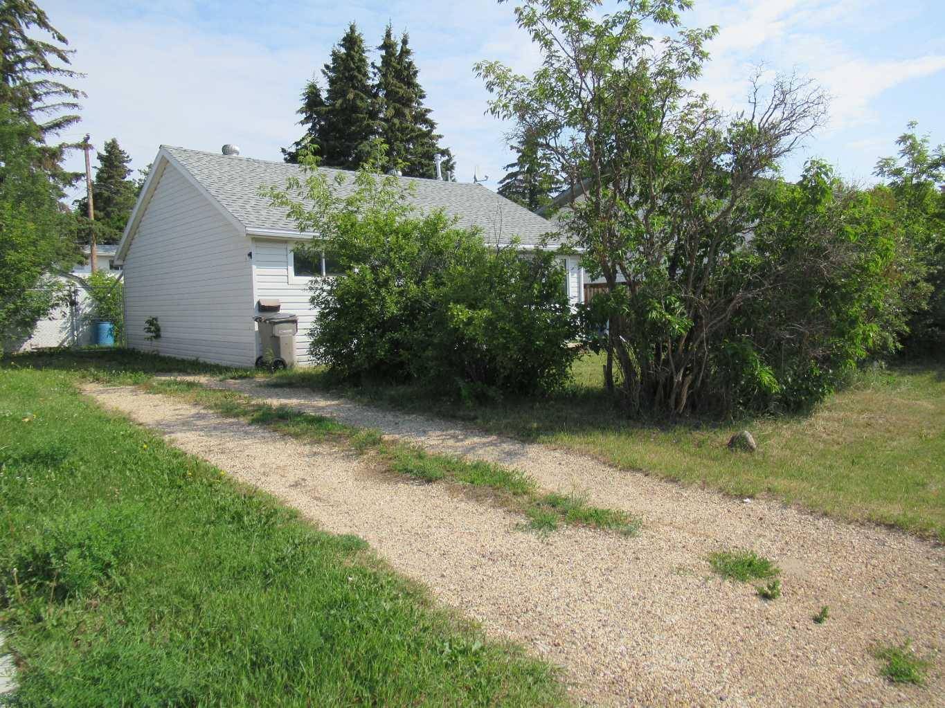 Grande Prairie, AB T8V 1B7,9512 103 AVE