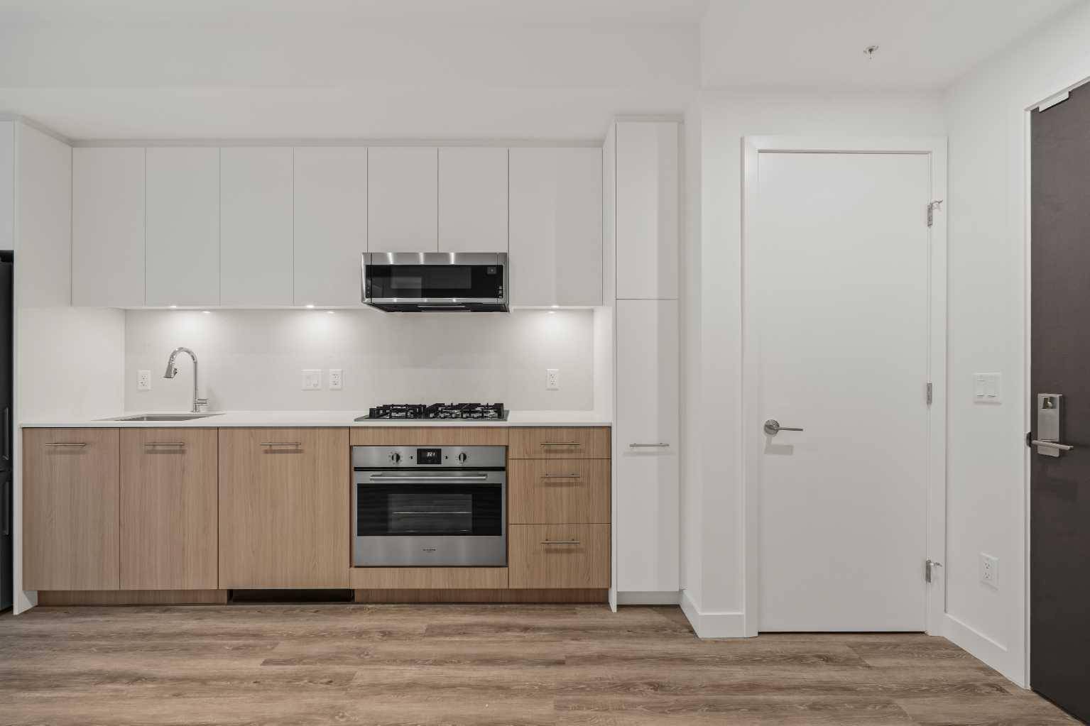 Calgary, AB T2P 1R8,730 2 AVE Southwest #907