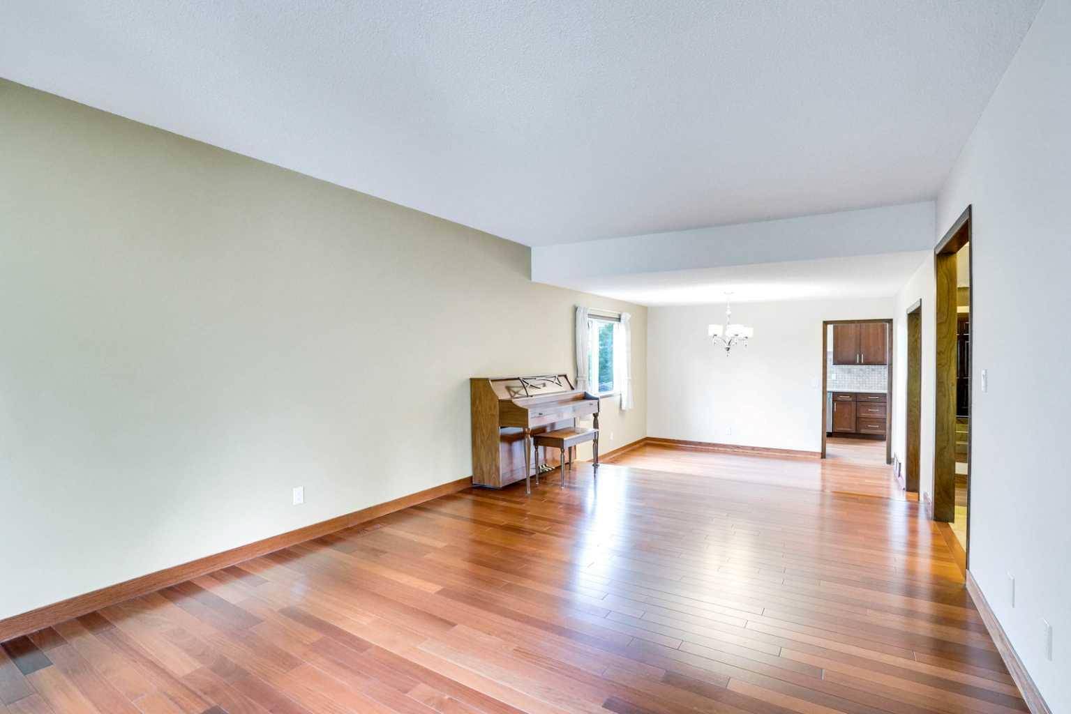 Calgary, AB T3G 1M5,951 Ranch Estates PL NW