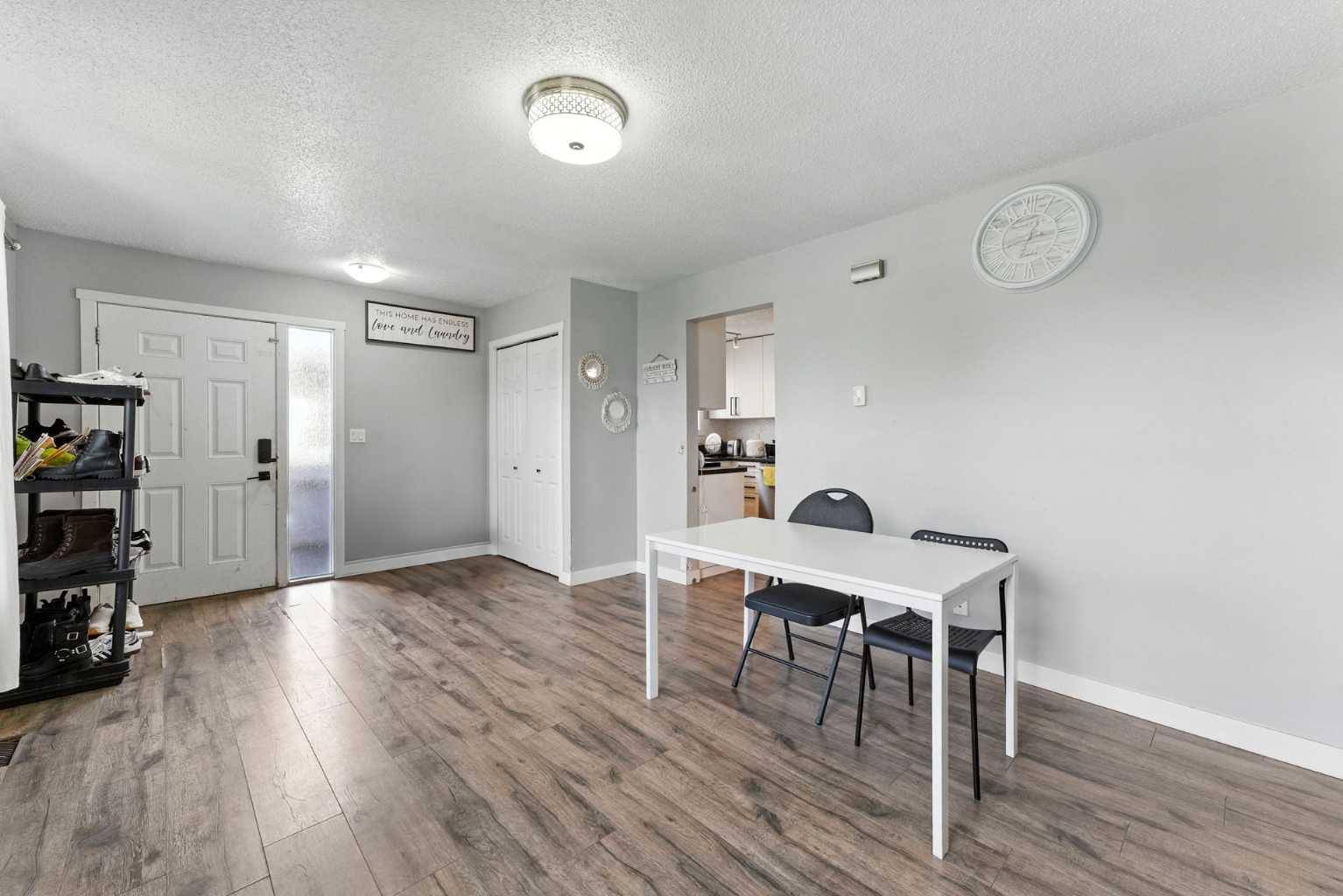 Calgary, AB T1Y 4H9,218 Whitman PL NE