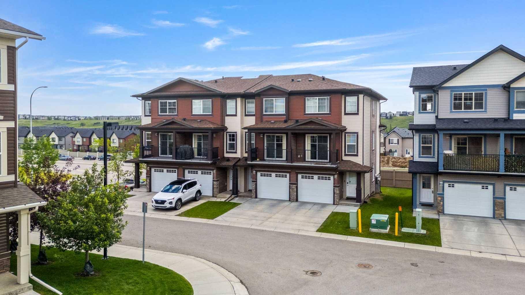 122 Sage Hill GRV NW, Calgary, AB T3R 0Z8