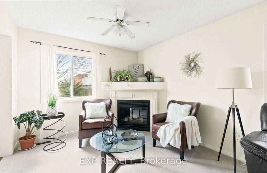 Whitby, ON L1N 9R4,7 Portage TRL