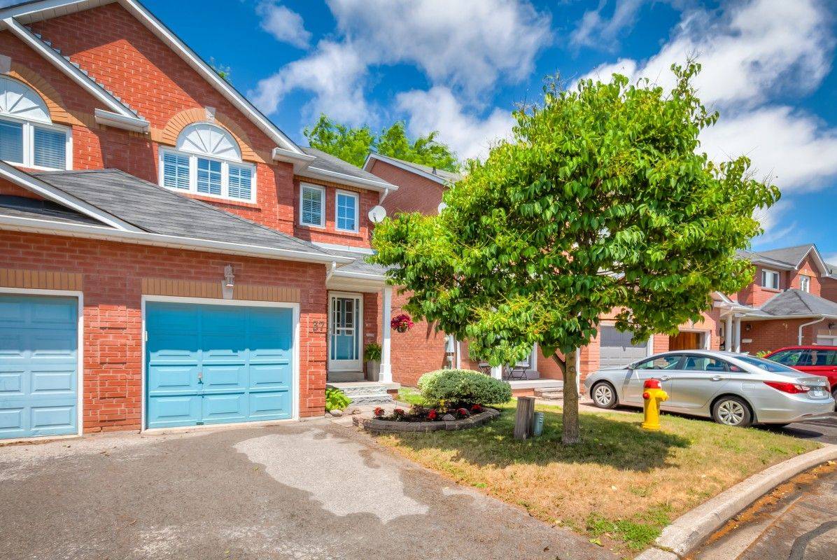Ajax, ON L1S 7L6,37 Arnold Estate LN #26