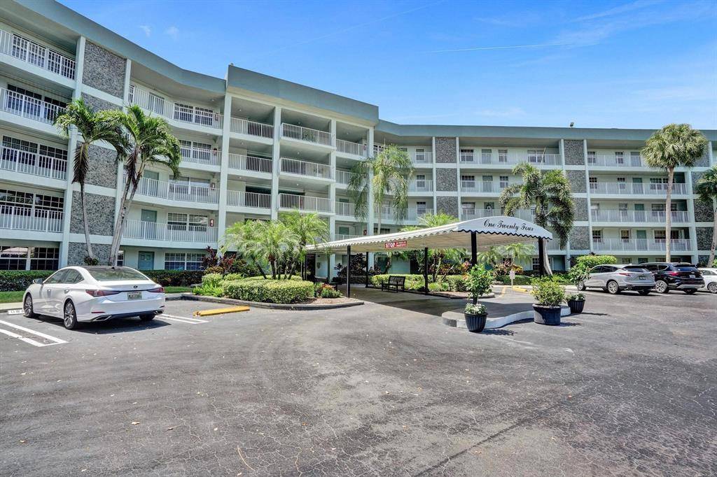 806 Cypress Grove Ln #412, Pompano Beach, FL 33069