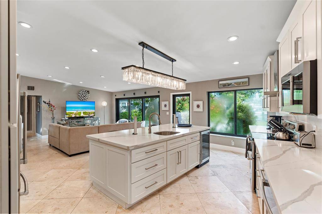 Wilton Manors, FL 33334,2829 NE 17th Ave