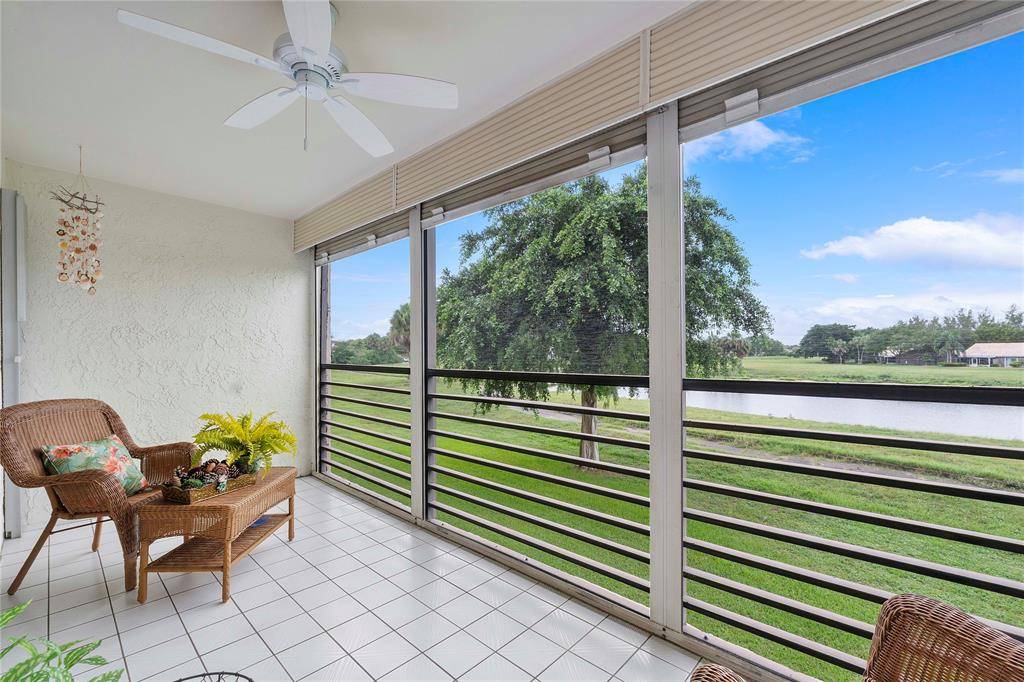 3231 Holiday Springs Blvd #208, Margate, FL 33063
