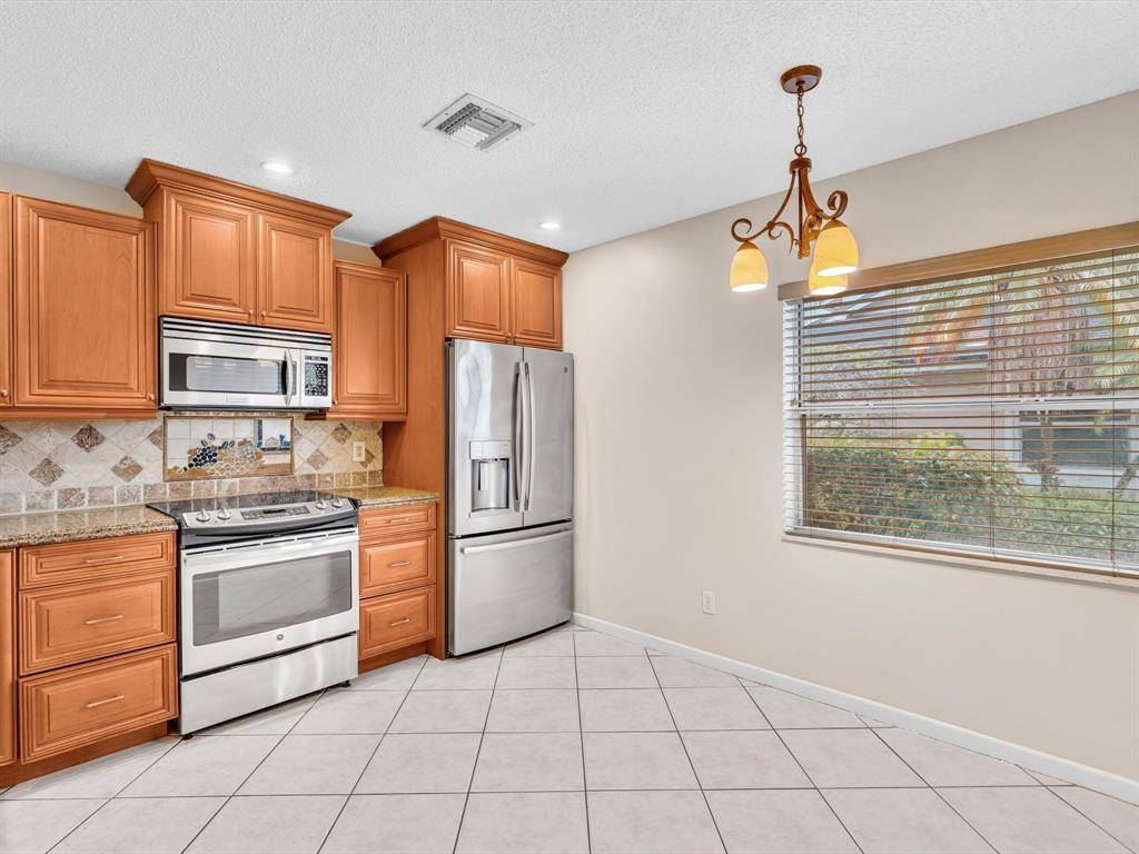 Deerfield Beach, FL 33442,1251 NW 52nd Way