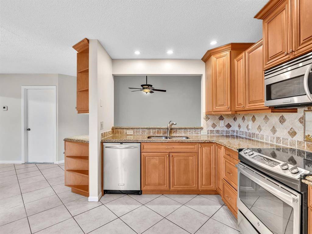 Deerfield Beach, FL 33442,1251 NW 52nd Way