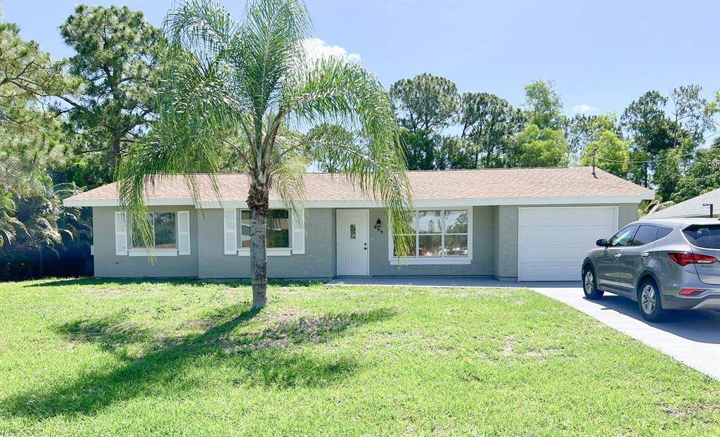 643 NW Grenada St, Port St Lucie, FL 34983