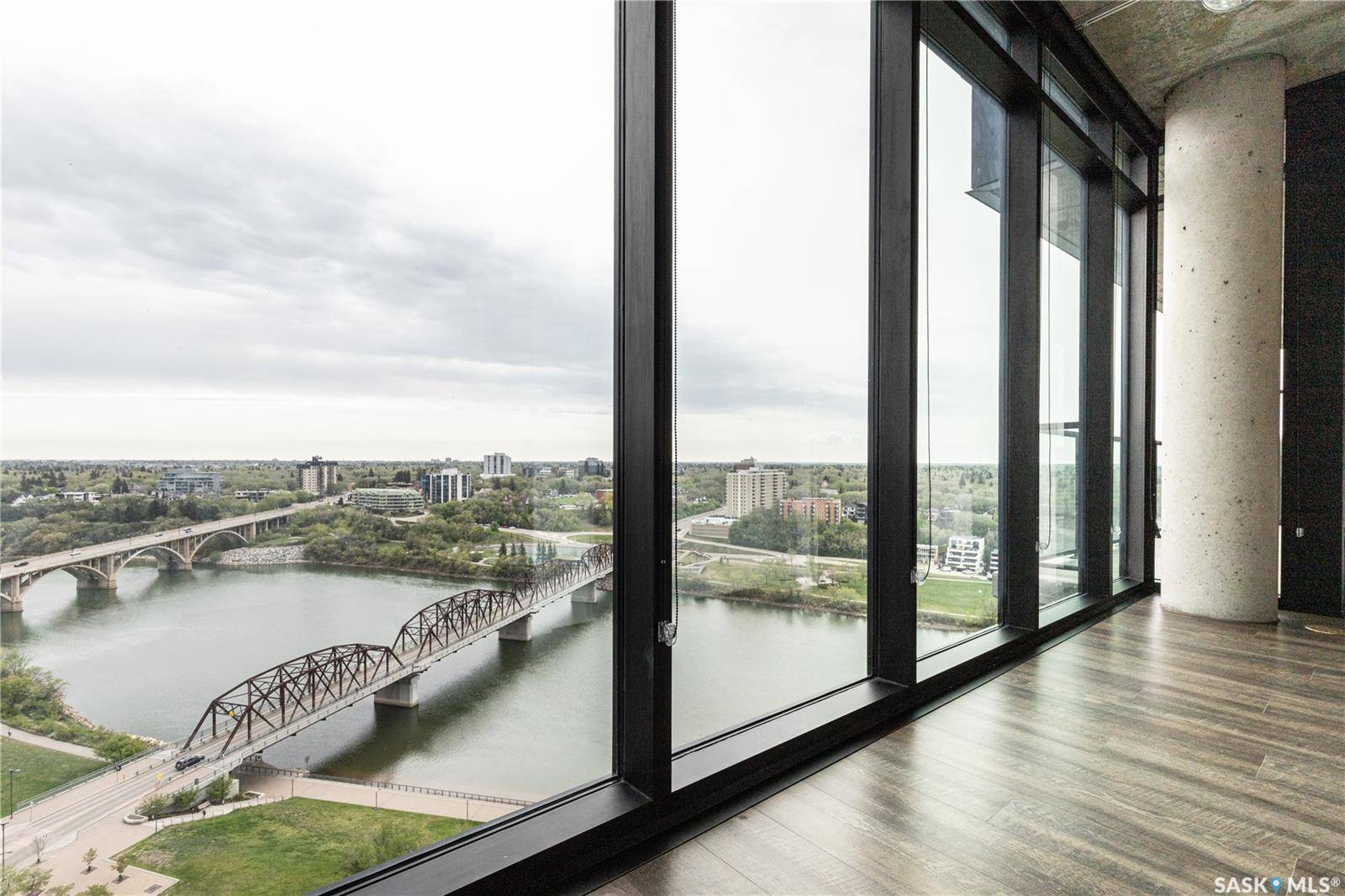 490 2nd AVENUE S #1904, Saskatoon, SK S7K 4H5