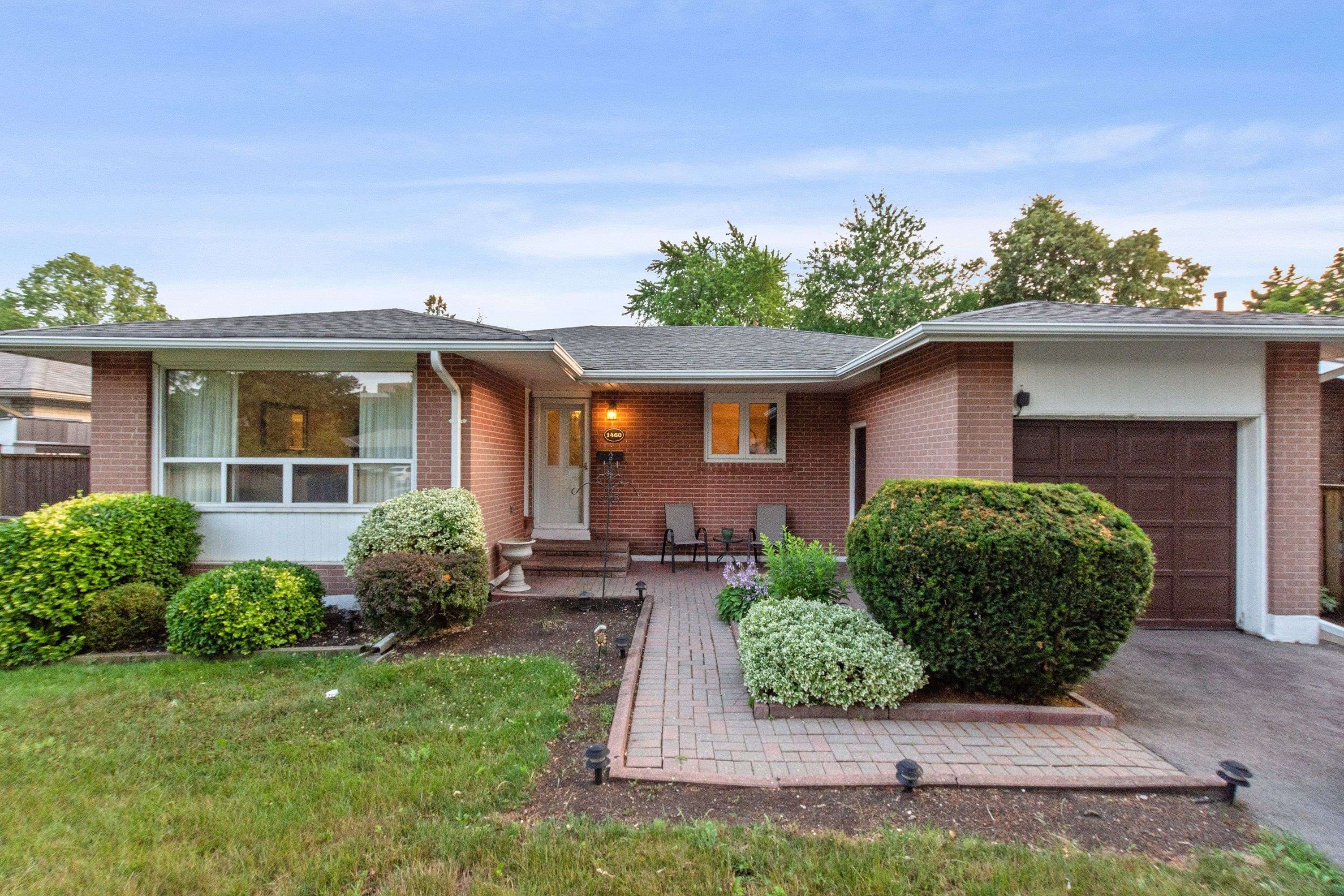 Mississauga, ON L5J 3N4,1460 Thetford CT