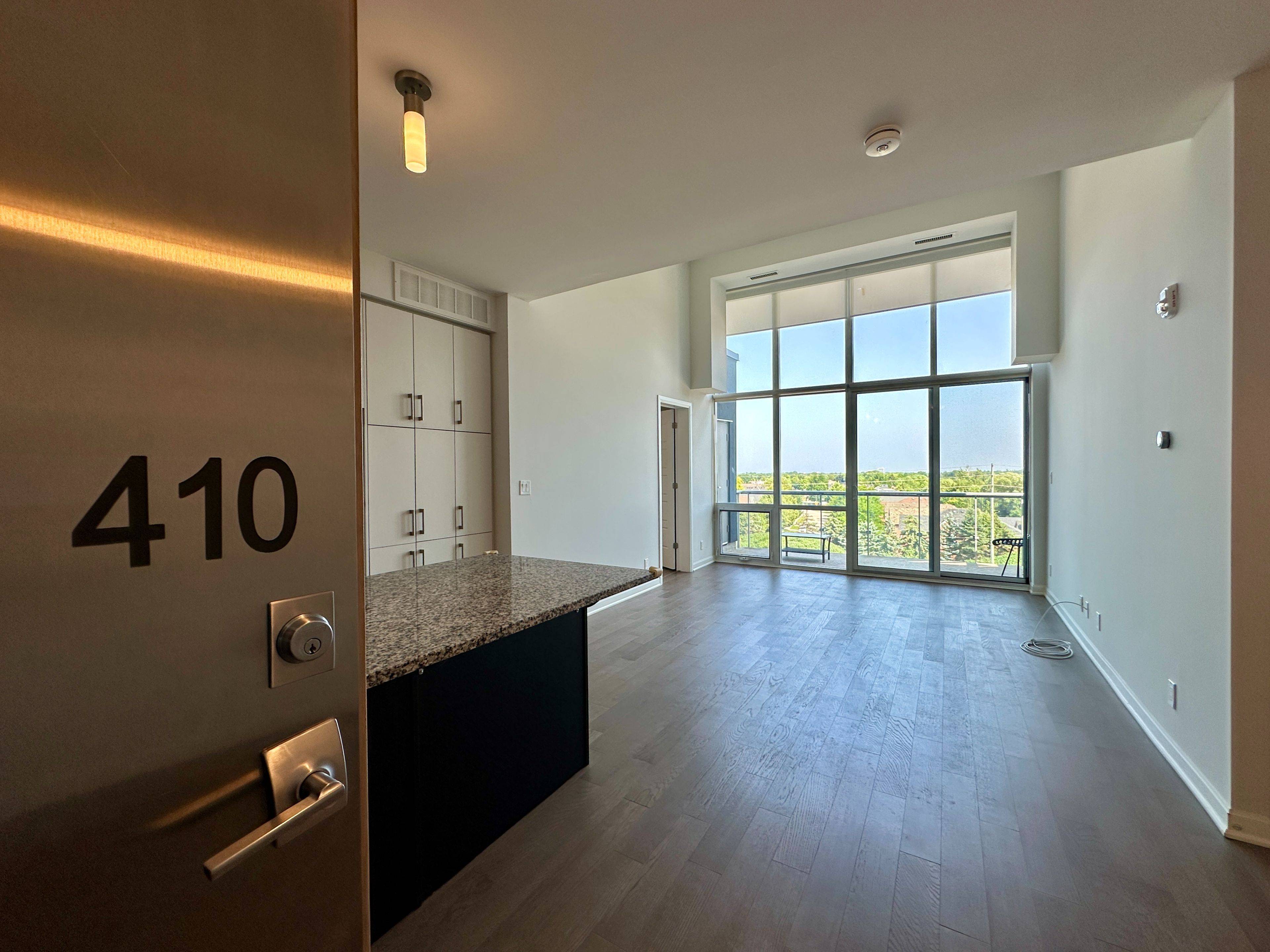 3028 Creekshore Common #410, Oakville, ON L6M 5K6