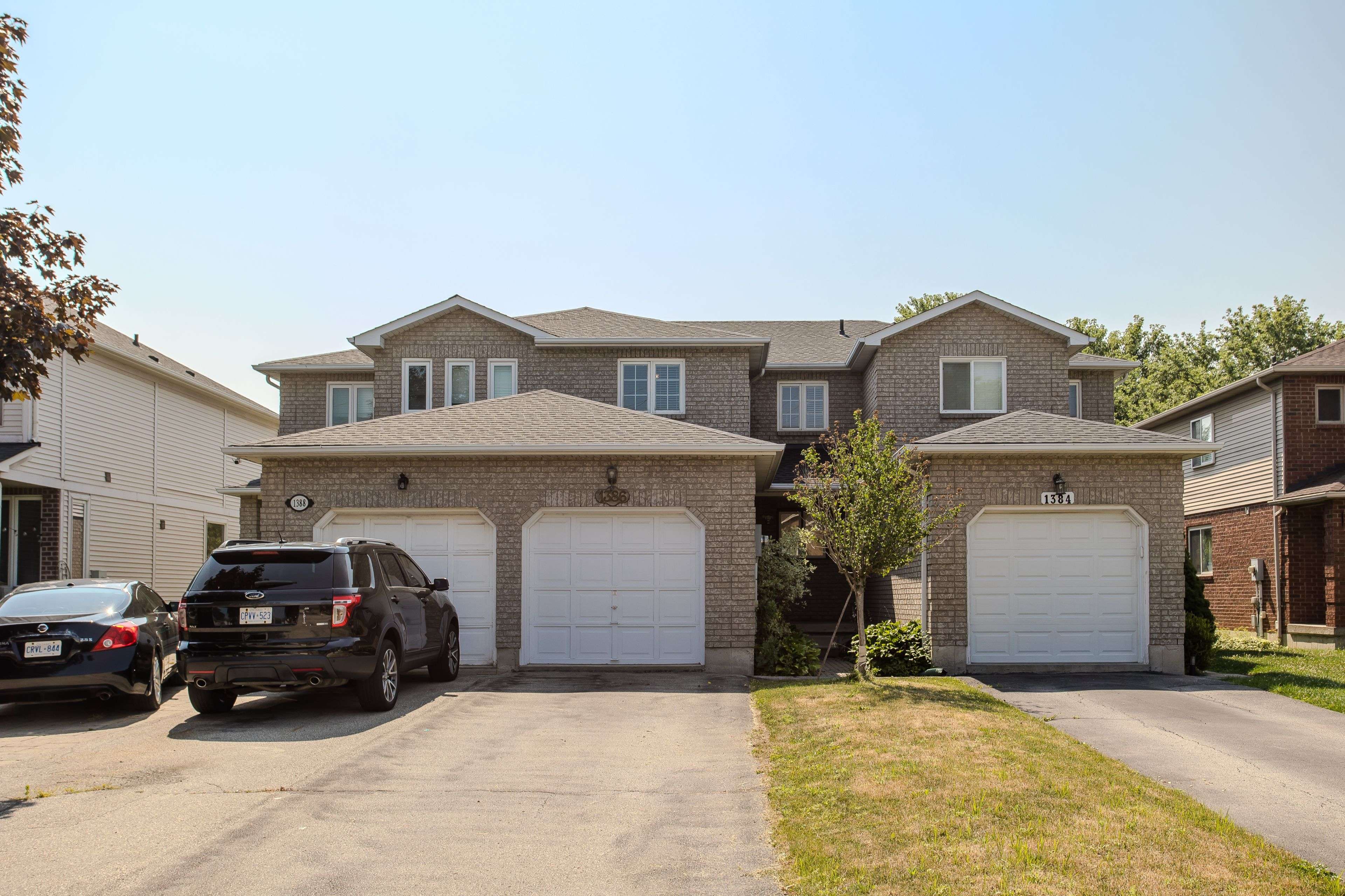 1386 Treeland ST, Burlington, ON L7R 4P4