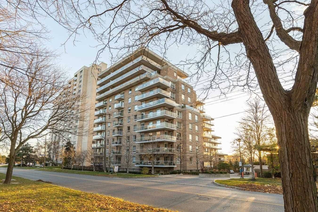350 Mill RD #UPH2, Toronto W08, ON M9C 5R7