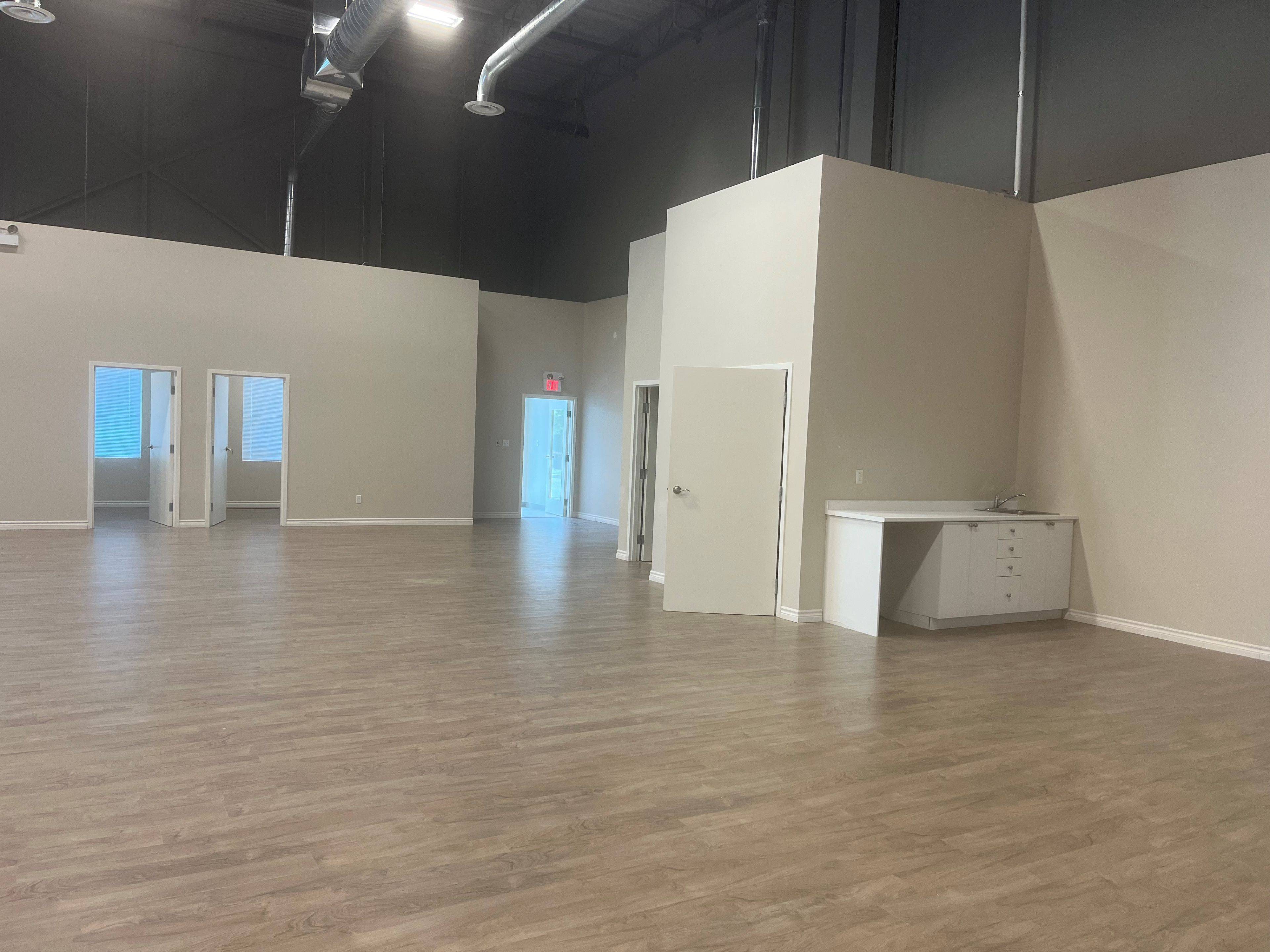 Mississauga, ON L5L 0A2,3500 Ridgeway DR #3
