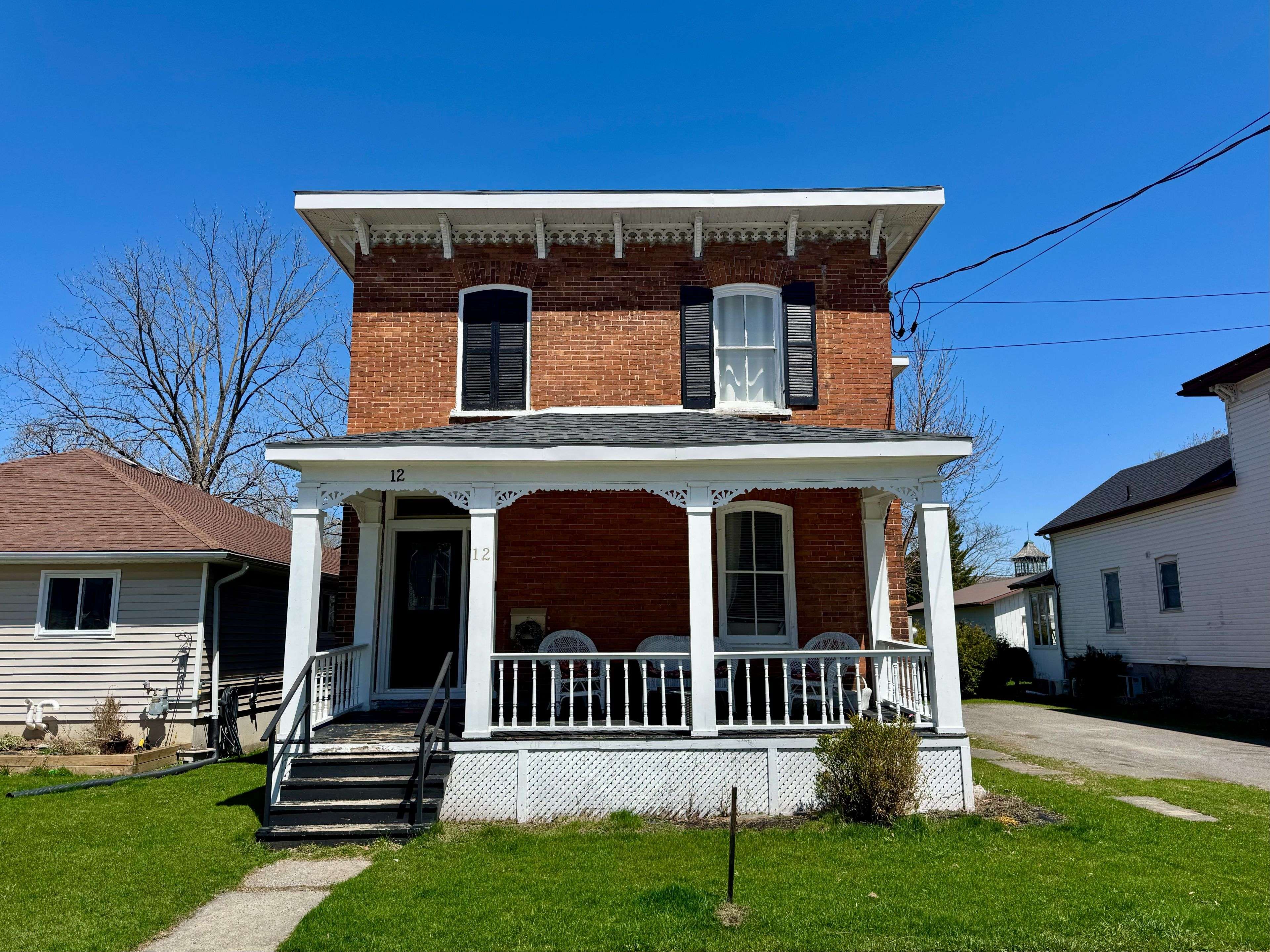 Prince Edward County, ON K0K 2T0,12 Maple AVE
