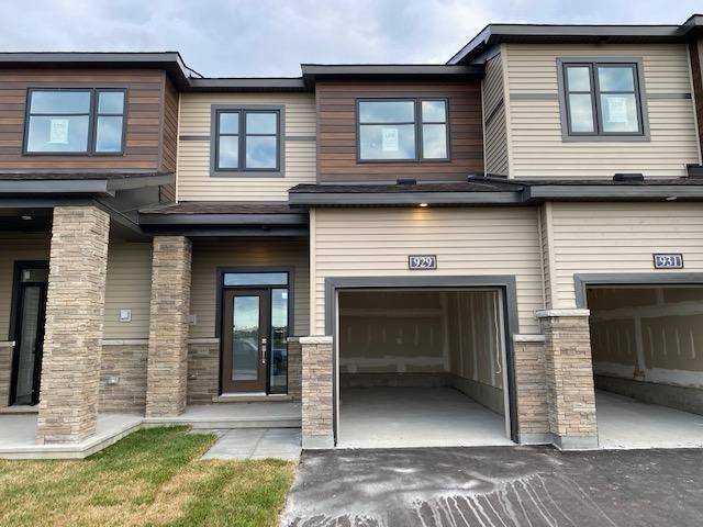 929 Athenry CT, Barrhaven, ON K2J 7C9