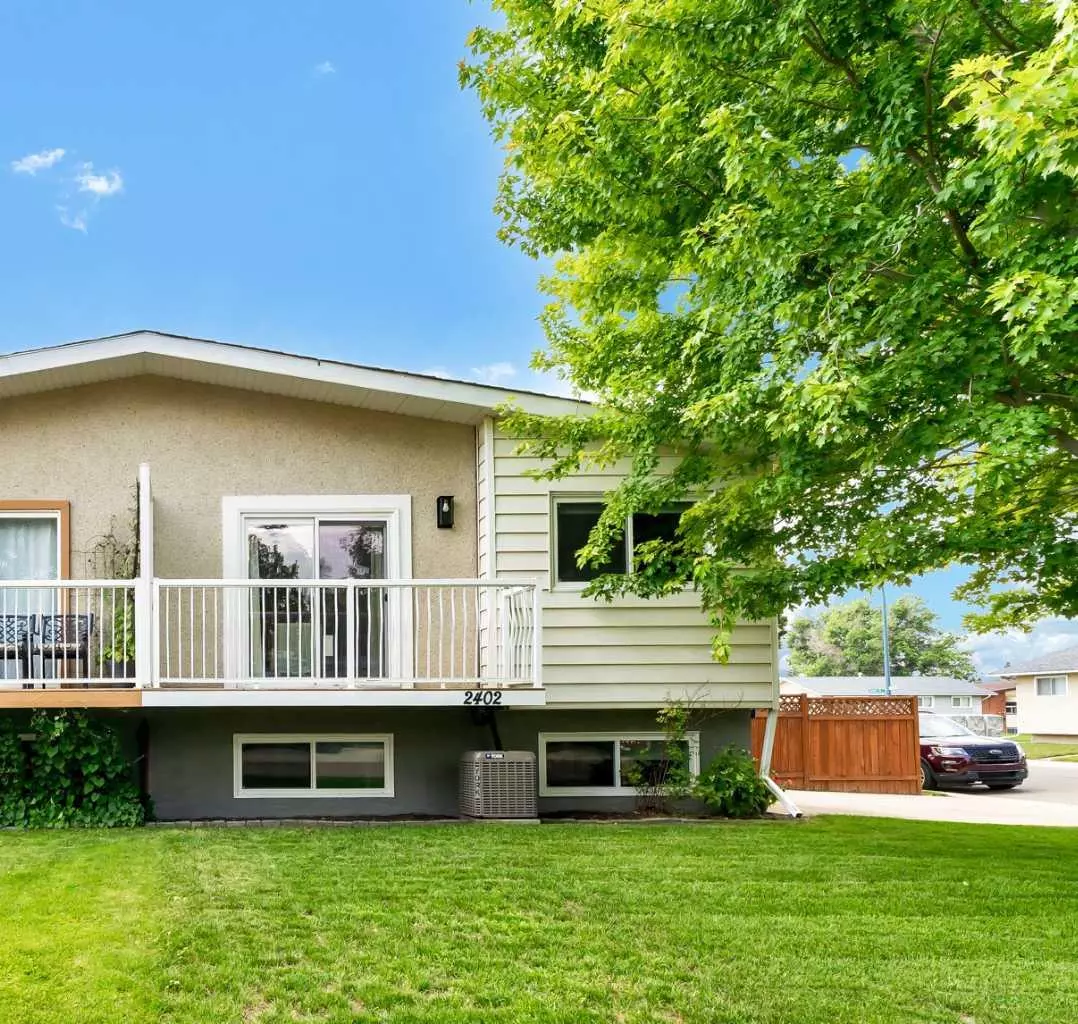 Medicine Hat, AB T1B 1B4,2402 McCaig CRES SE