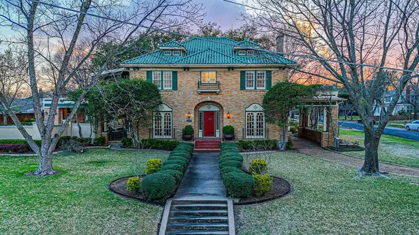 Corsicana, TX 75110,618 N 25th Street