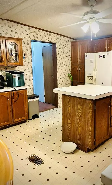 Quinlan, TX 75474,1624 Private Road 2541