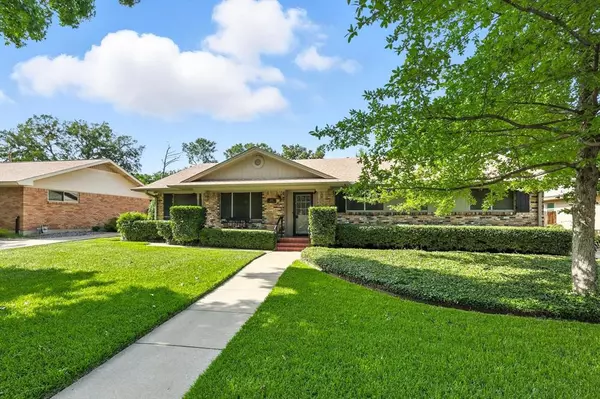 Denton, TX 76201,1204 Amherst Drive