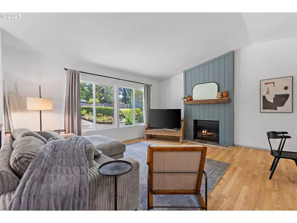 West Linn, OR 97068,6818 MARQUETTE DR