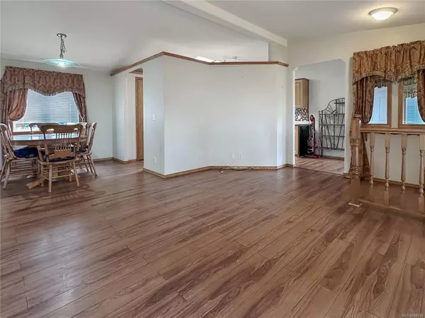 Nanaimo, BC V9G 1K3,1736 Timberlands Rd #129