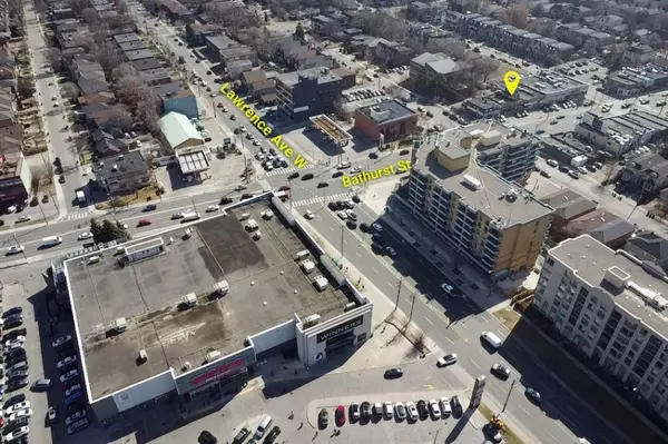 Toronto C04, ON M6B 3B5,3027 Bathurst ST