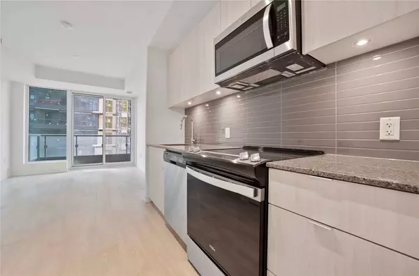 Richmond Hill, ON L4C 1Z8,8868 Yonge ST #302