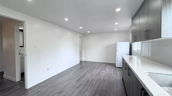 Markham, ON L3R 7C9,107 Hornchurch CRES #2nd Floor