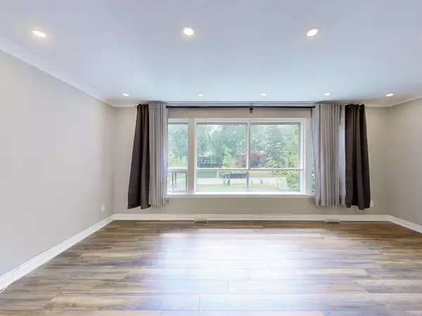 Mississauga, ON L5J 2K7,1821 Christopher RD