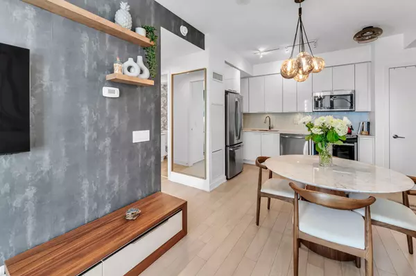 Toronto W06, ON M8V 0H9,10 Parklawn RD #1305