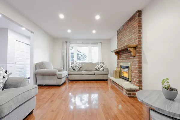 London South, ON N6J 4Y6,661 UPPER QUEEN ST