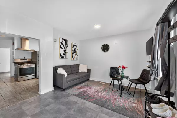 Kingston, ON K7K 4N6,11 Kingscourt AVE