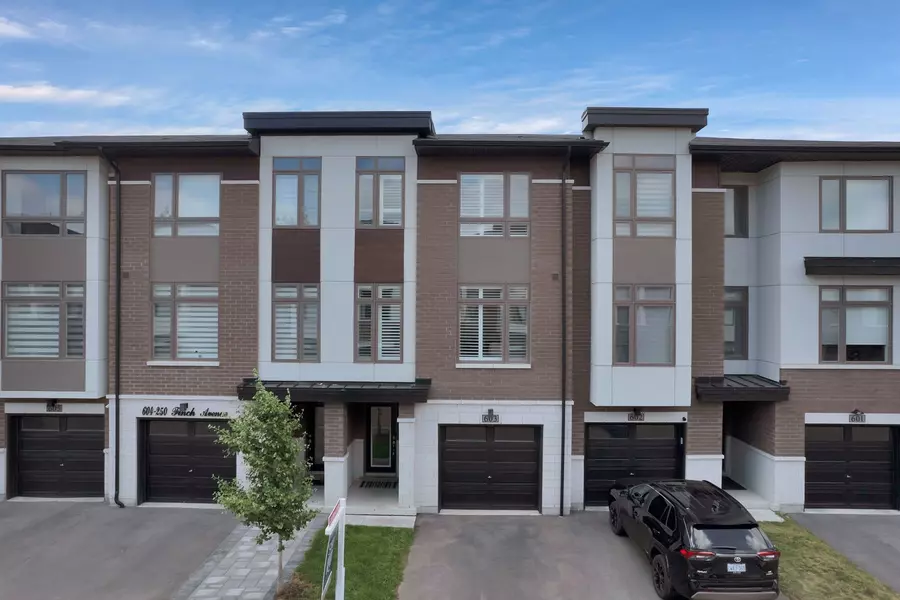 250 Finch AVE #603, Pickering, ON L1V 0G6