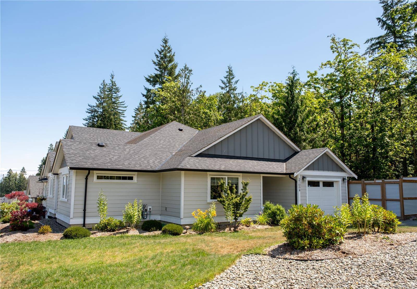 2709 Bickle St #B, Courtenay, BC V9N 0C8