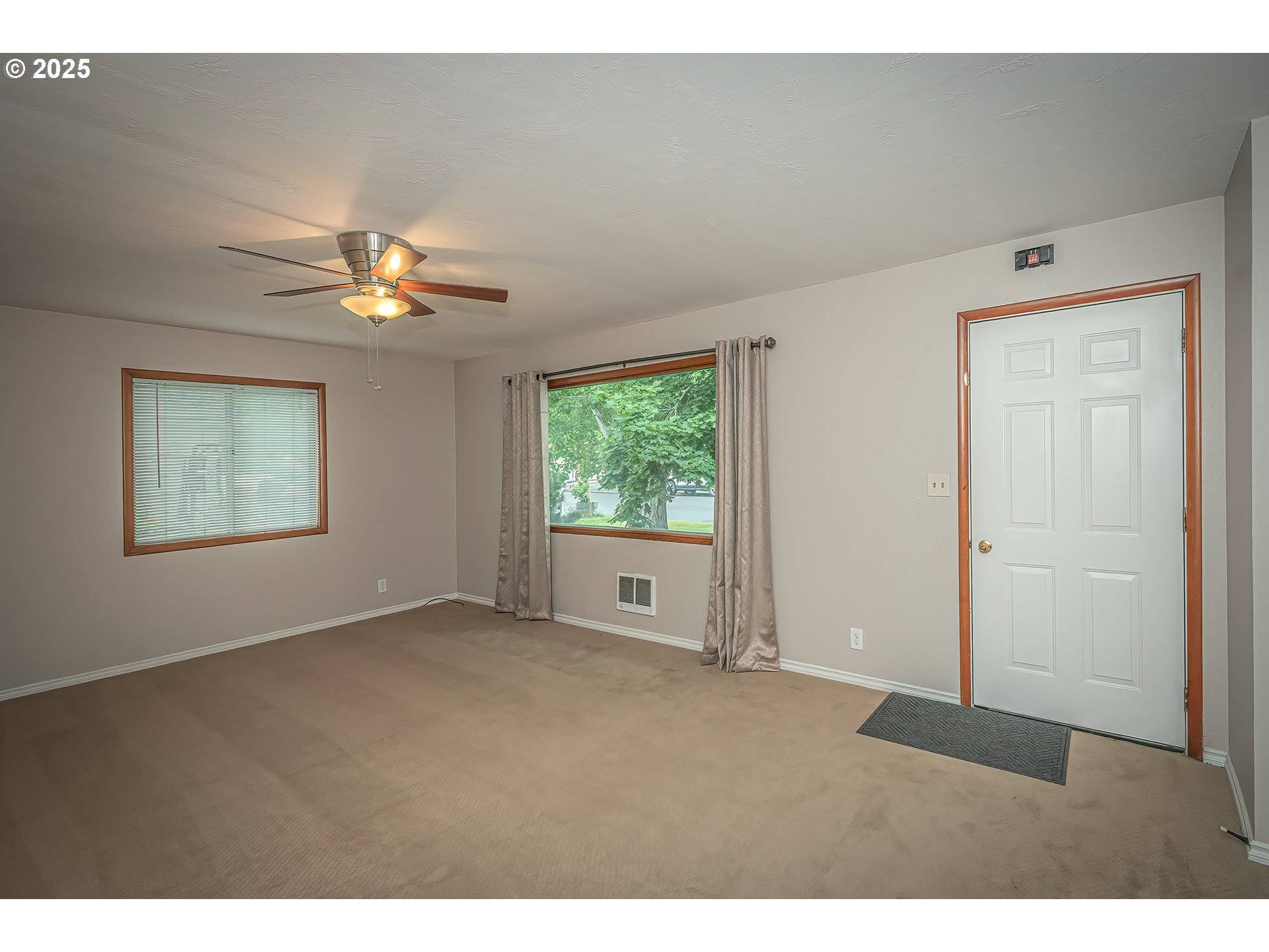 Milton Freewater, OR 97862,1116 HELEN ST
