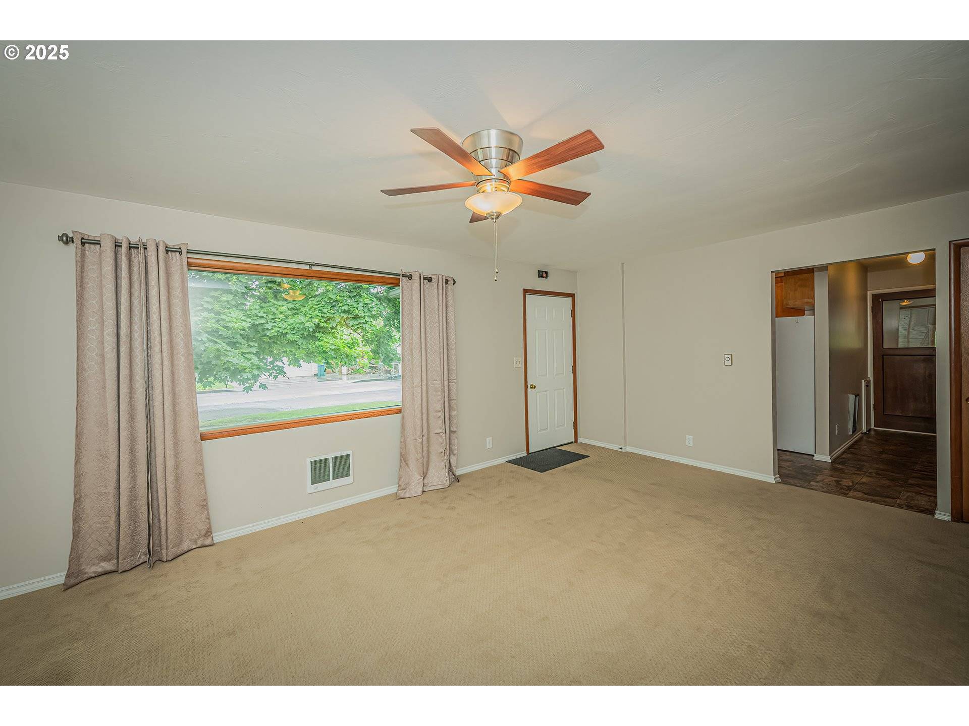 Milton Freewater, OR 97862,1116 HELEN ST