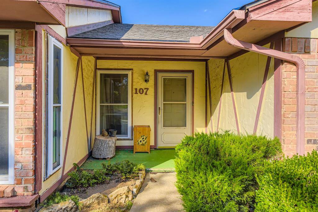 Joshua, TX 76058,107 San Medina Lane