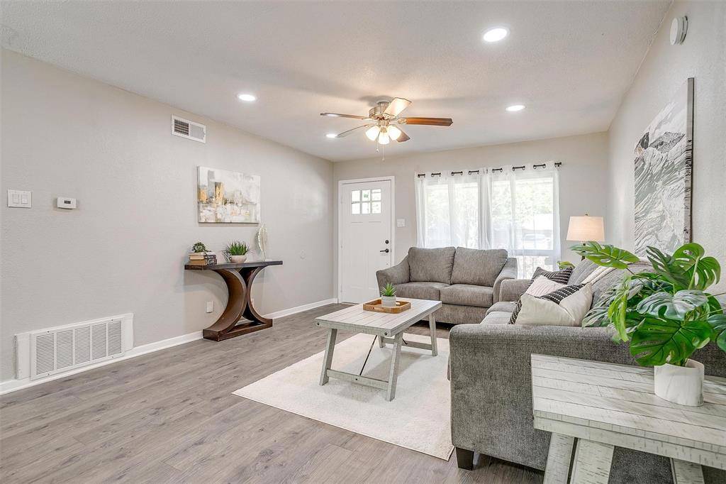 Grand Prairie, TX 75051,1909 Balla Way
