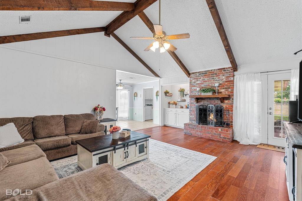 5317 Bayou Drive, Bossier City, LA 71112
