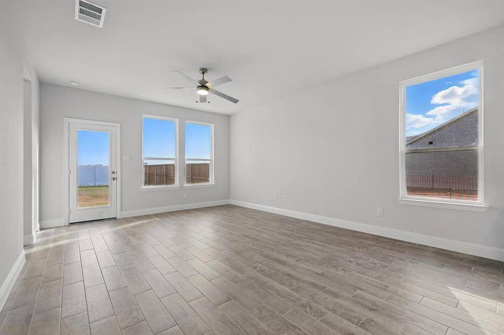 Princeton, TX 75407,812 Aroco Bend